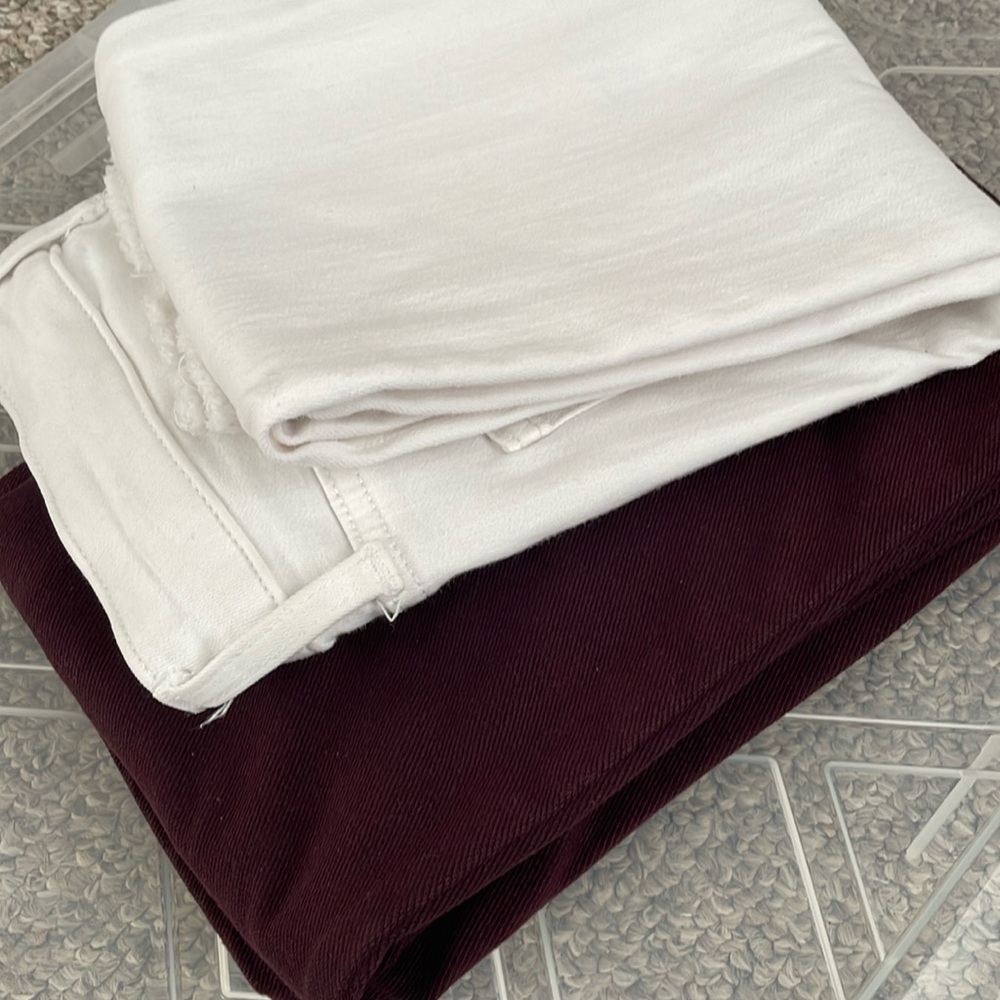 Uniqlo White Jeans + Heattech Jeggings - 22.5”